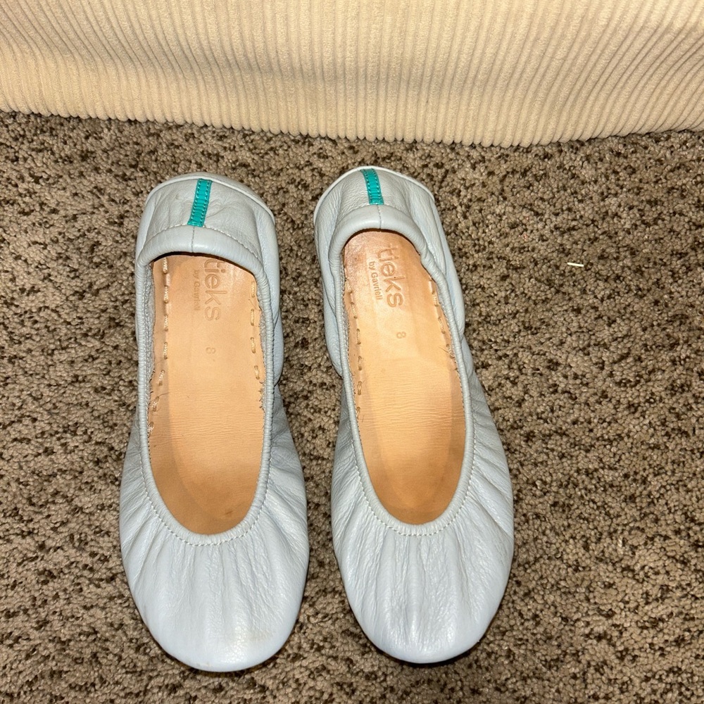 Tieks gray leather ballet flats